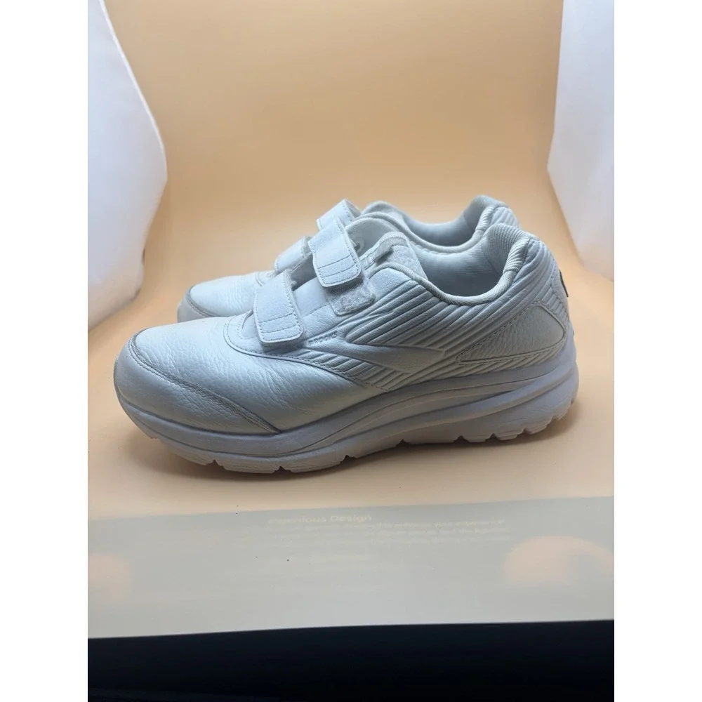 Brooks Addiction Walker V-Strap 2 White Leather Walking Shoes Mens 120308 1B 100